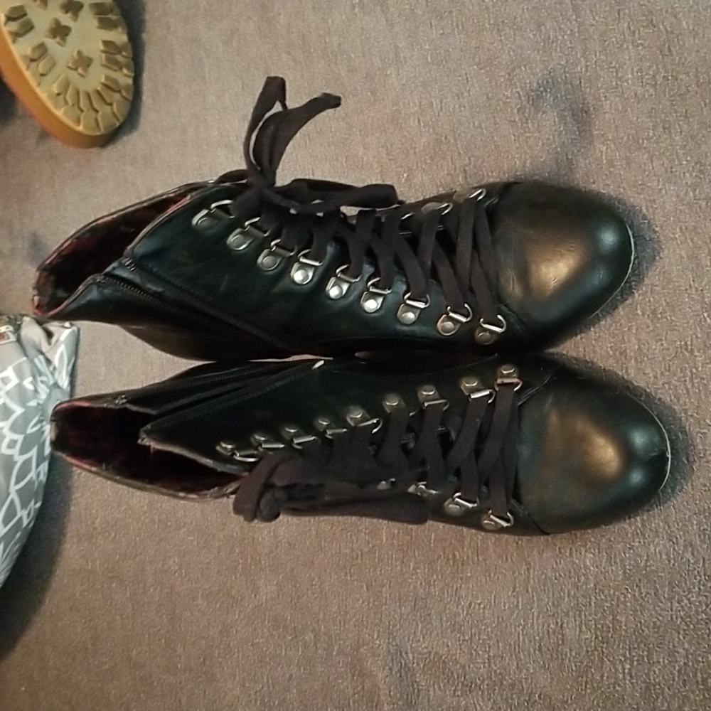 Madden Girl size 9 1/2 black lace up boot ankle length, gently worn.